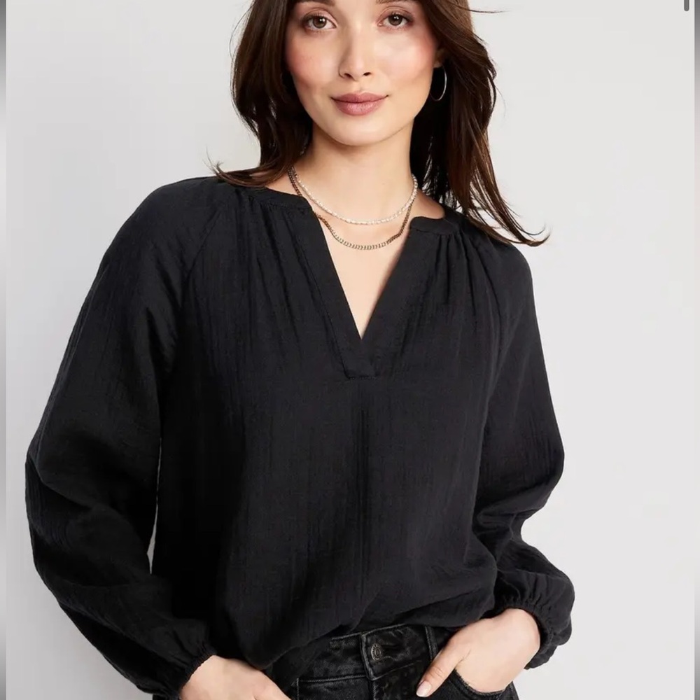 NWT Long sleeve Split Neck Blouse - Black - XL